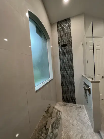 bathroom 4