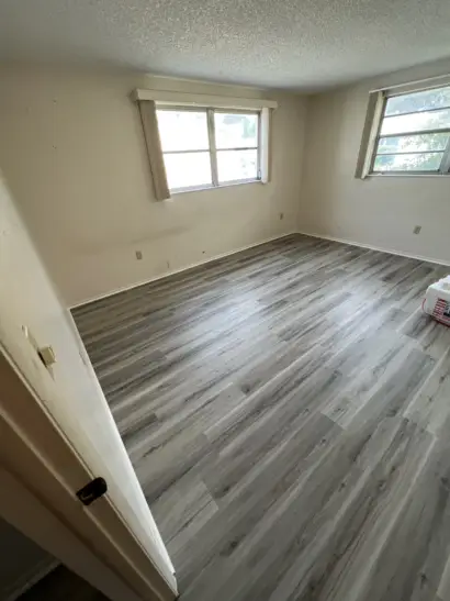 flooring 10