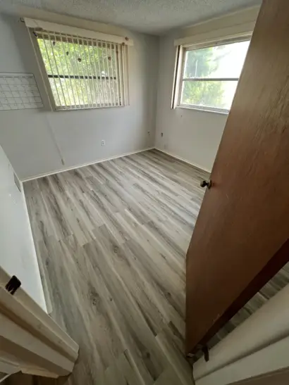 flooring 11